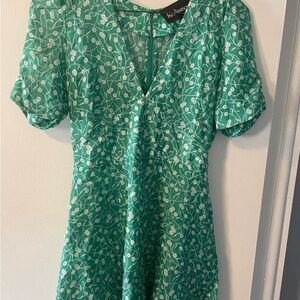 Realisation par Ozzie dress in green *pending sale to highest offer*